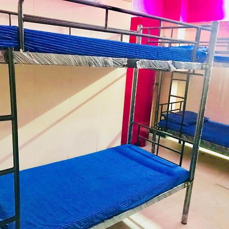 צ'נאי Merit Guest House מראה חיצוני תמונה