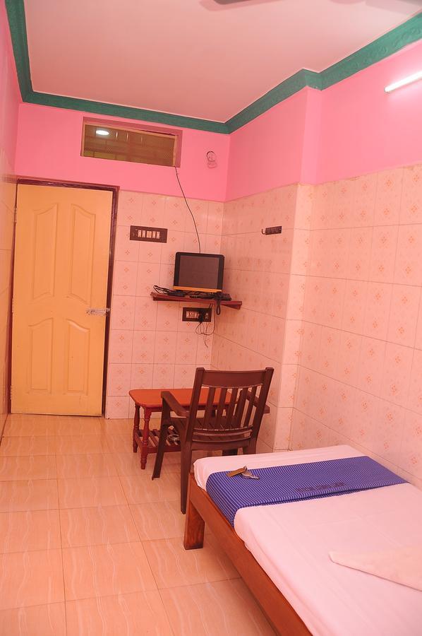 צ'נאי Merit Guest House מראה חיצוני תמונה