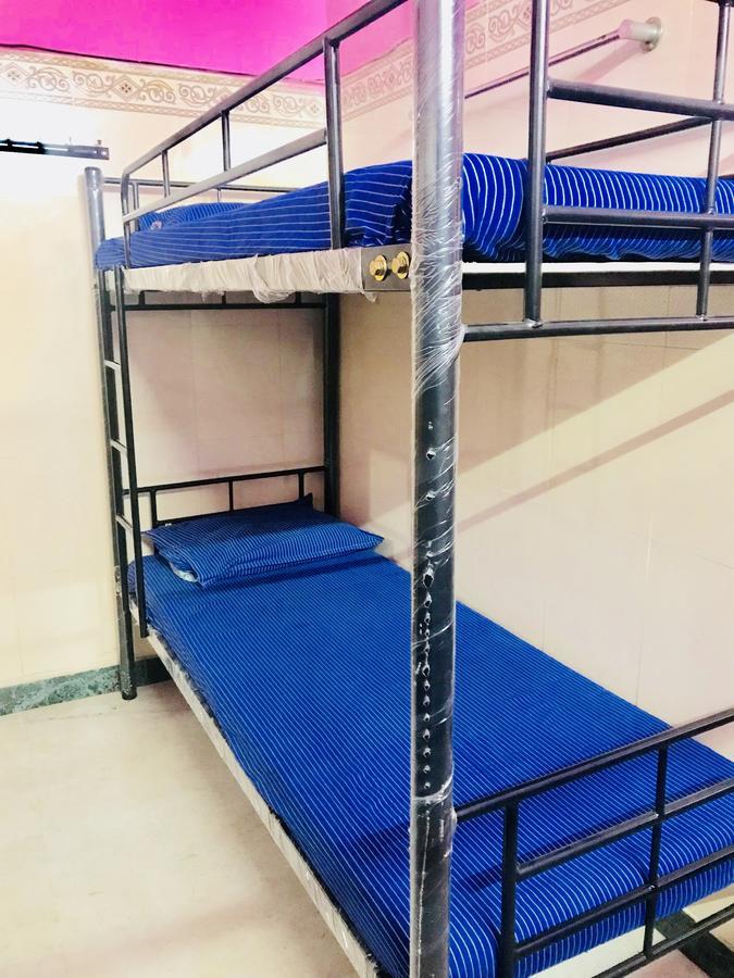 צ'נאי Merit Guest House מראה חיצוני תמונה